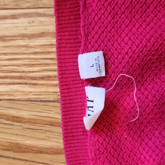 GAP Sweater - Picture 3 of 3